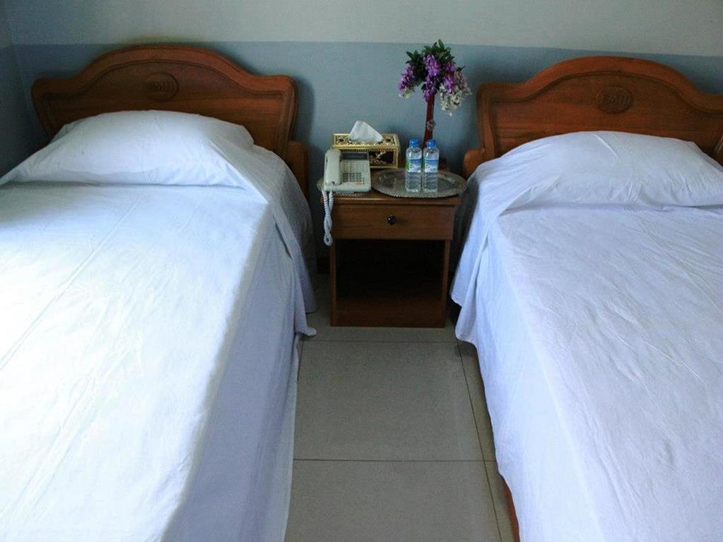 Myit Sone Hotel Mandalay Exterior photo