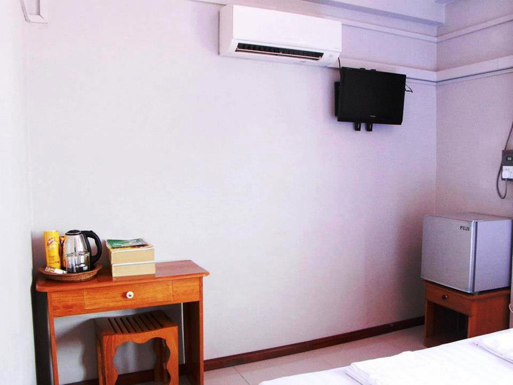 Myit Sone Hotel Mandalay Exterior photo